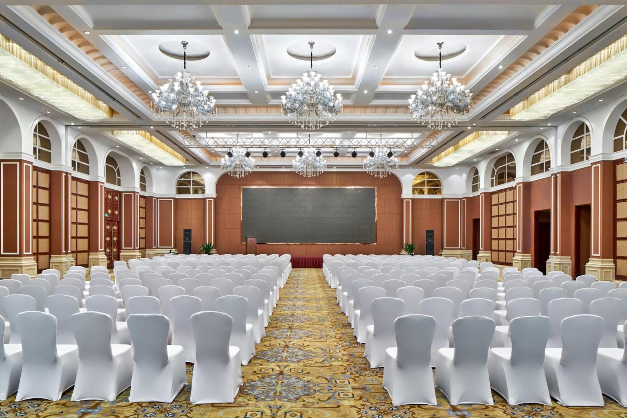 Hotel Crowne Plaza Zhenjiang By Ihg Exterior foto