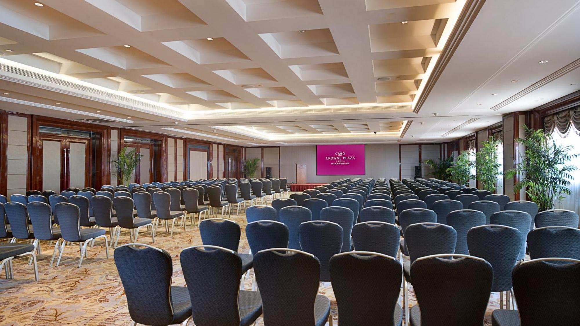 Hotel Crowne Plaza Zhenjiang By Ihg Exterior foto