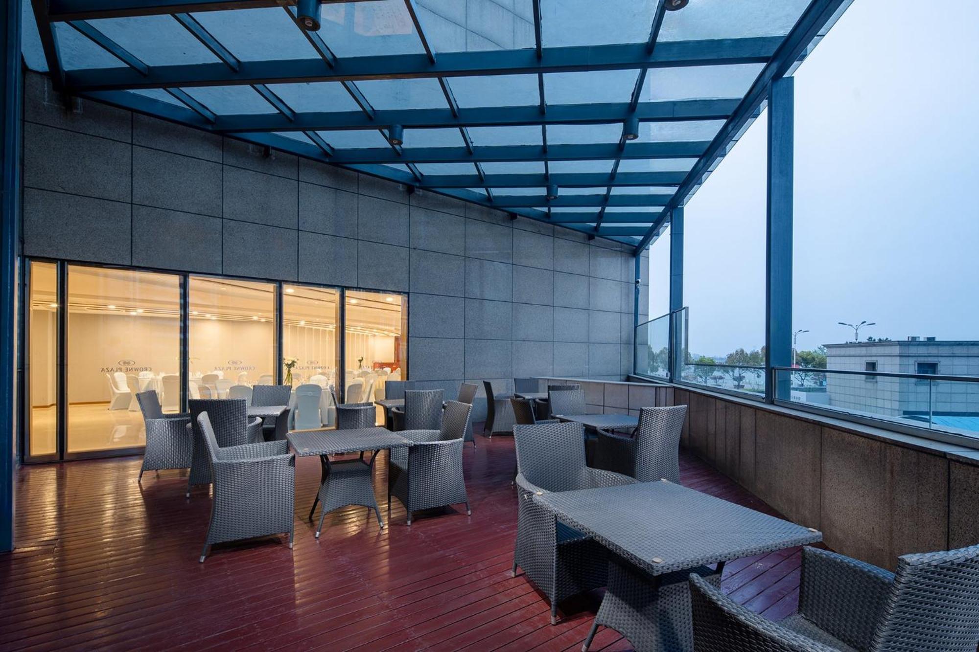 Hotel Crowne Plaza Zhenjiang By Ihg Exterior foto