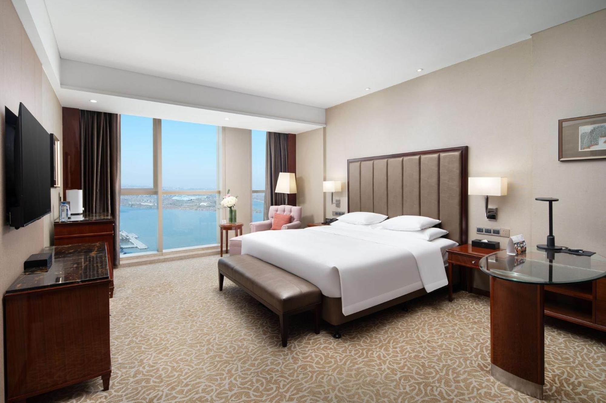 Hotel Crowne Plaza Zhenjiang By Ihg Exterior foto